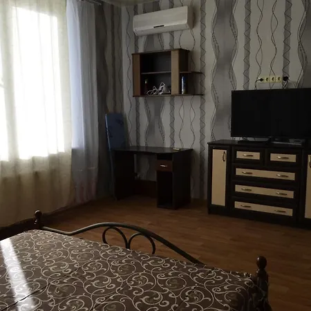 Apartment Gate *
